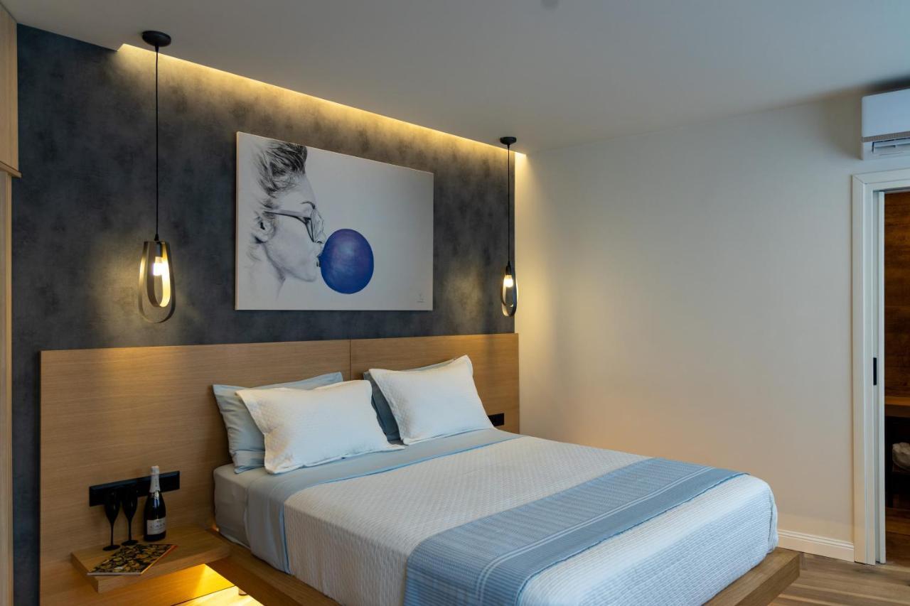 Triple A - 3 Squares - Free Parking! Apartamento Atenas Exterior foto